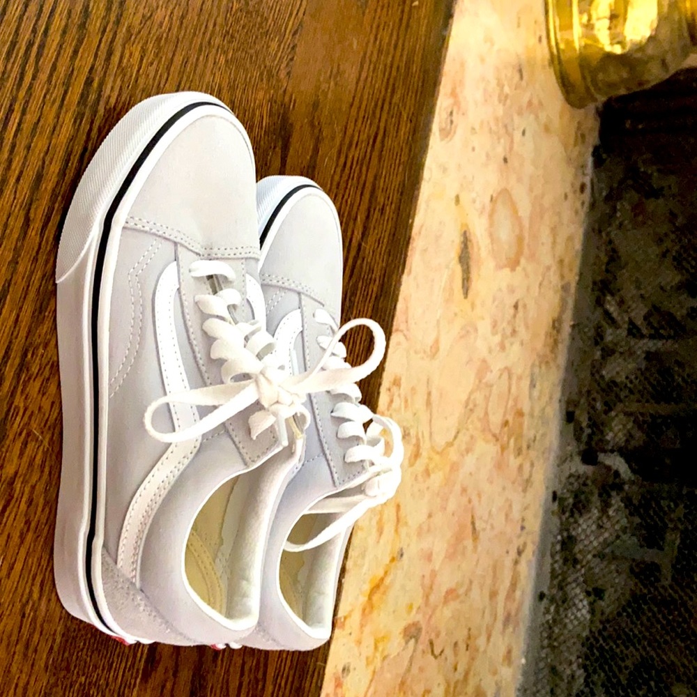 BRAND NEW VANS